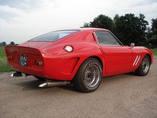 Ferrari 250 GTO replica voor onderhoud, keuring en registratie bij Motorious
